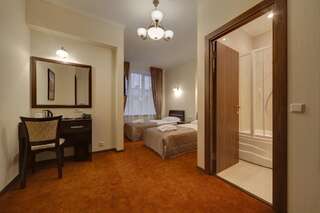 Гостиница Мини-отель Соло Панорама Санкт-Петербург Двухместный номер с 2 отдельными кроватями-4